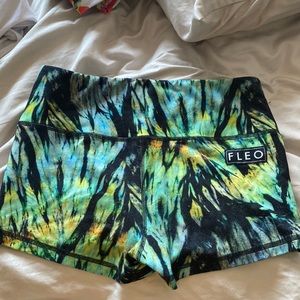 Size L feather glow HRO